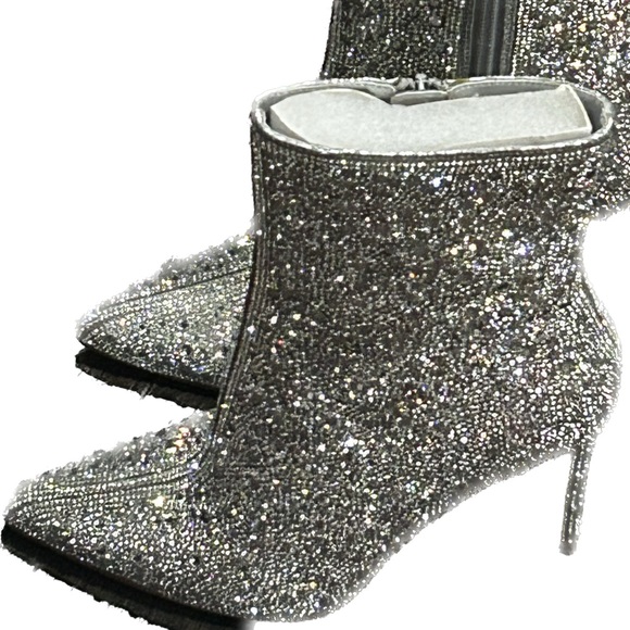 Women’s Rhinestone Shoes Size 7 NWT SOLD OUT - Picture 7 of 16